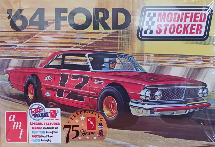 Amt 1/25 '64 Ford Galaxie Modified