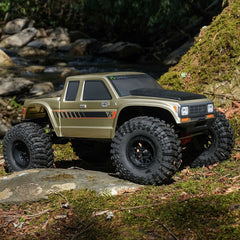 1/10 SCX10 III Coyote 4X4 RTR Rock Crawler (Battery & Charger Included), Gold by