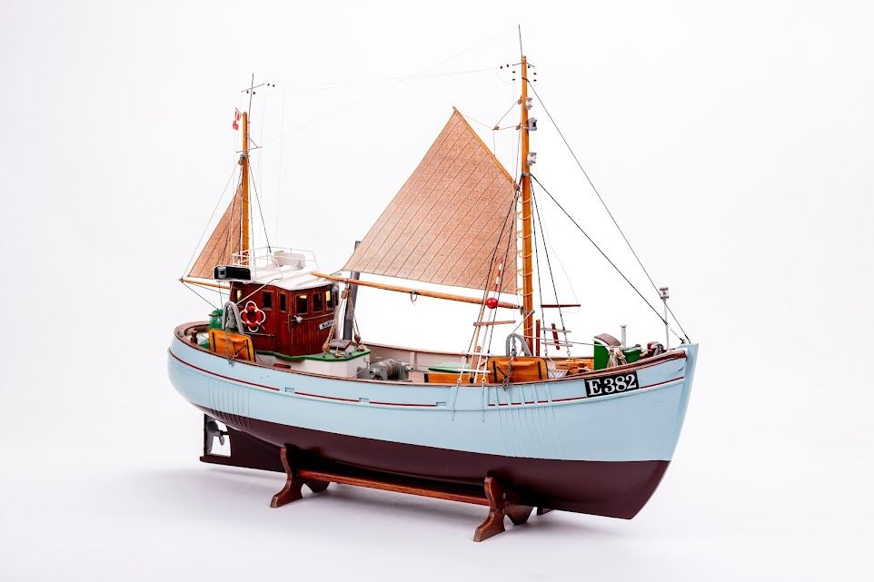 Billing Boats 1/33 Mary Ann
