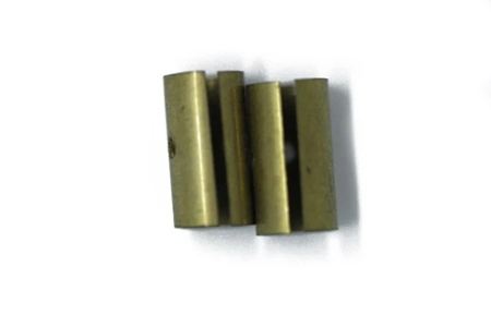 Billing Boats Yard Fittings 7 x 13mm (2)