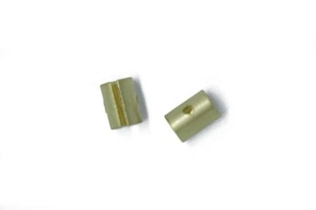 Billing Boats Yard Fittings 4 x 7mm (2)