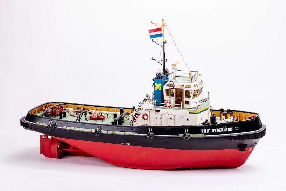 Billing Boats RCC: 1/33 Smit Nederland