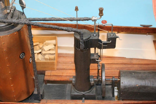 Billing Boats RCC: 1/12 African Queen