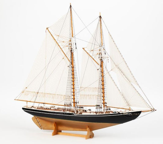Billing Boats c1/100 Bluenose II