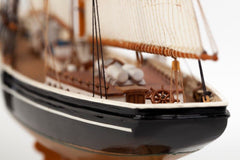 Billing Boats c1/100 Bluenose II