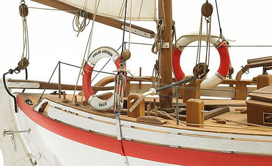 Billing Boats 1/40 Colin Archer