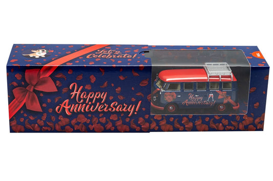 Corgi 1/43 VW Camper: HappyAnniver