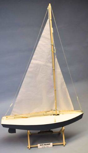 Dumas 17" Sailboat: Ace Sloop
