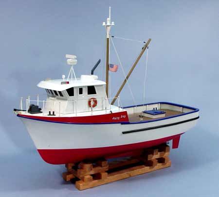 Dumas 24" JollyJay FishingTrawler