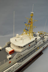 Dumas 39" 1/48 US CoastGuardCutter