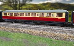 Hornby BR Gresley 3rd class E11010E