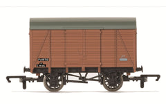 Hornby BR Twin Vent Van S49186