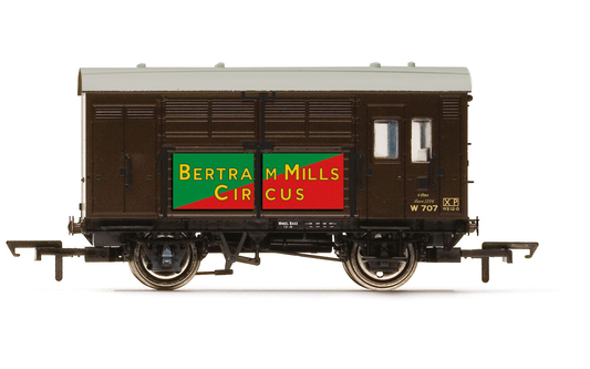 Hornby BR Birtram Mills Horse Box 707