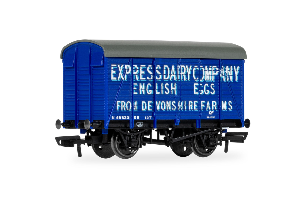 Hornby SR Express Dairies Box Van