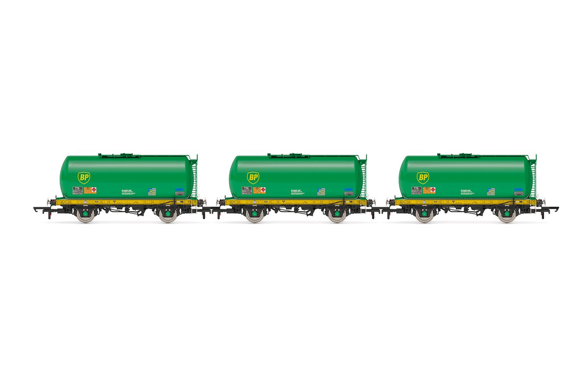 Hornby BP TTA Triple Pack 67766-7-8