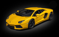 Pocher 1/8 Kit: Lambo AventadorYel