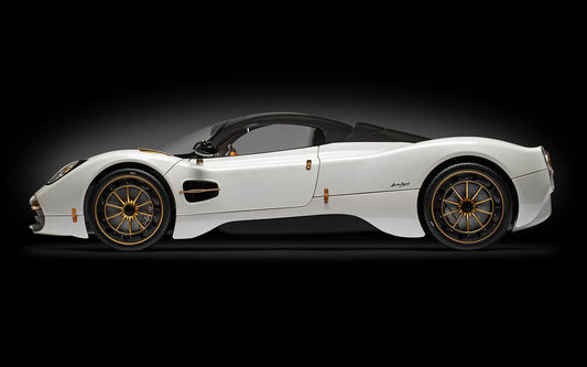 Pocher 1/8 Kit: Pagani Utopia White/B