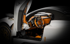 Pocher 1/8 Kit: Pagani Utopia White/B