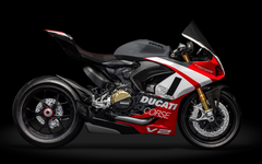 Pocher 1/4 Kit Ducati Superquadro