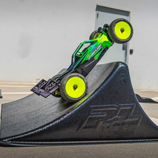 **DSC** Big Air Triple Jump RC Ramp Set by Proline