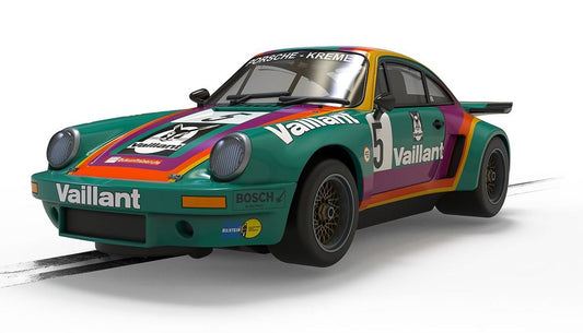 Scalextric GT: Porsche 911RSR Vaillant