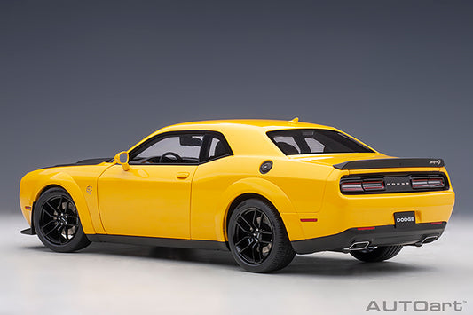 AUTOart 1/18 SRT Hellcat WB Yellow