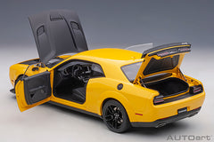 AUTOart 1/18 SRT Hellcat WB Yellow