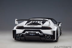 AUTOart 1/18 LB-Walk Huracan GT White