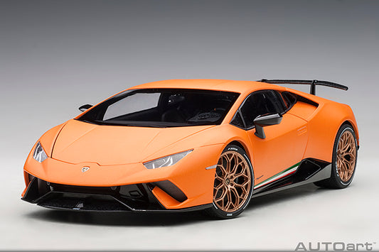 AUTOart 1/18 Huracan Performante Orang