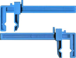 Excel Plastic Clamps Small 3 1/2