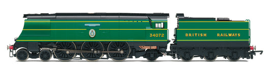 Hornby BR BattleofBrit CL.4-6-2 34072