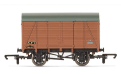 Hornby BR Twin Vent Van S49186