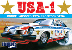 MPC 1/25 B.Larson USA/1 Pro Vega