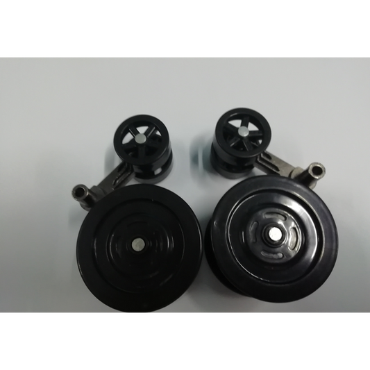 Front Track Roller ass w/Idler L/R Ripsaw Tank 1:12 scale